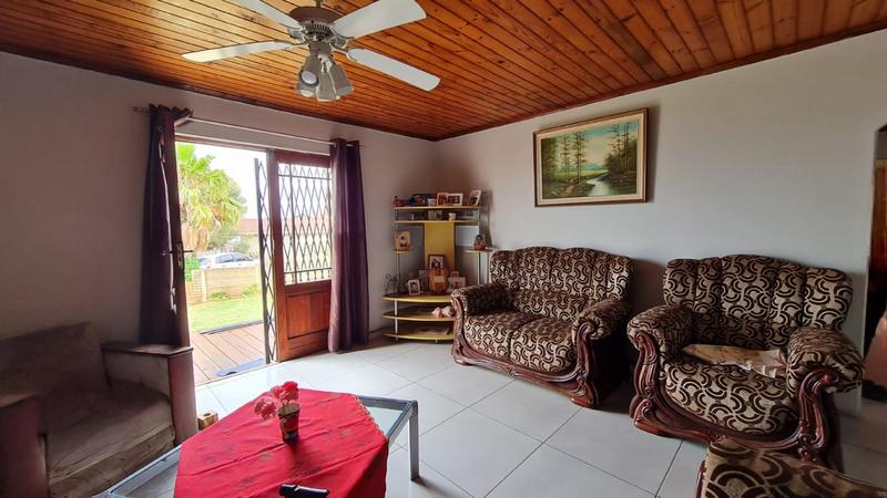 6 Bedroom Property for Sale in Mossel Bay Ext 26 Western Cape